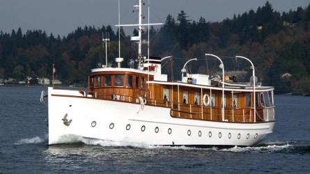 "MV DEERLEAP" 1929 80' HOFFAR BEECHING, CANADA CLASSIC FANTAIL, underway port side view