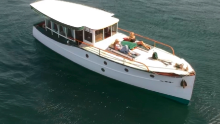 99 year old motoryacht, underway