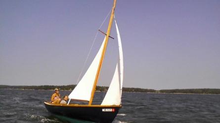 17’ Herreshoff Buzzards Bay, undersail