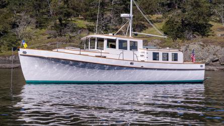 Arno Day Pilot House Trawler