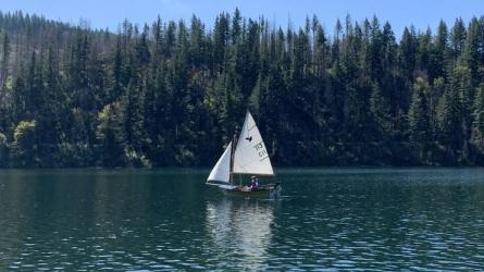 DAISY DO on the water