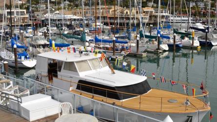 WHITE SWAN, a Stephens Bros. flush deck motoryacht.