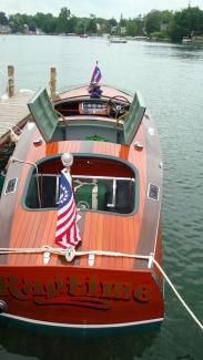 1934 GarWood 18' Split-Cockpit Runabout, docked port side view from stern