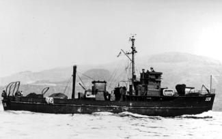 USS YMS-328. Naval History and Heritage Command photo NH 84982.