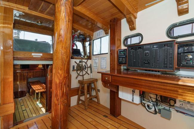 1938 Vintage Norwegian Double Ended Ketch, view inside