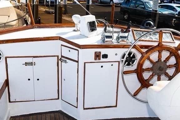 Grand Banks luxury motor yacht, wheel helm