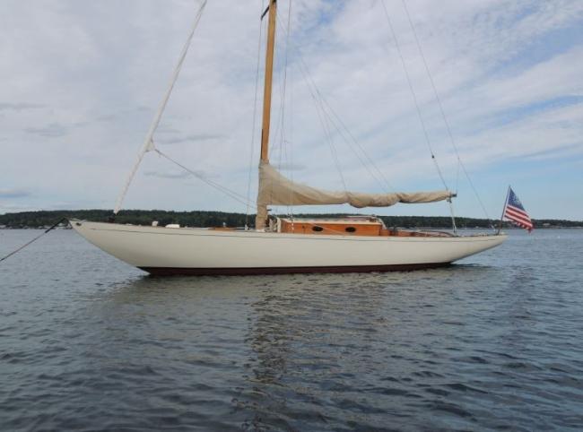 37’ sloop designed by John Braidwood