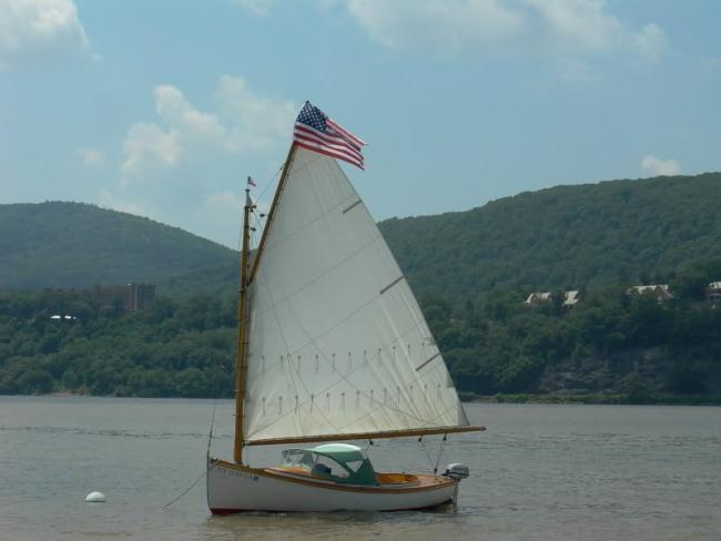 TIDBIT, Winthrop Warner catboat.