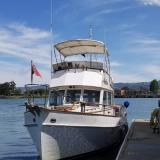 GB32 HONEY BEA on the Oakland Alameda Estuary