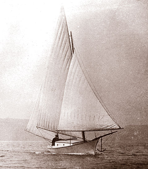 MINOCQUA under sail.