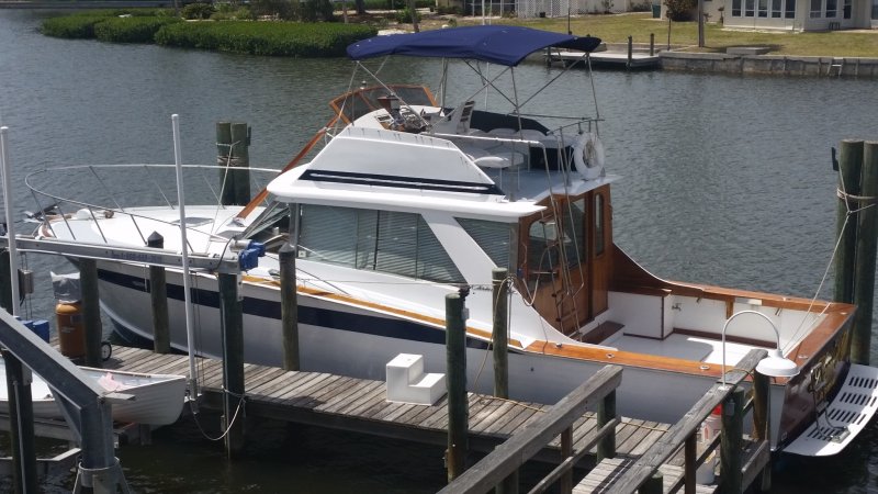 SKEW'S US, a Chris-Craft Corinthian FBSF. SKEW'S US, a Chris-Craft Corinthian FBSF.
