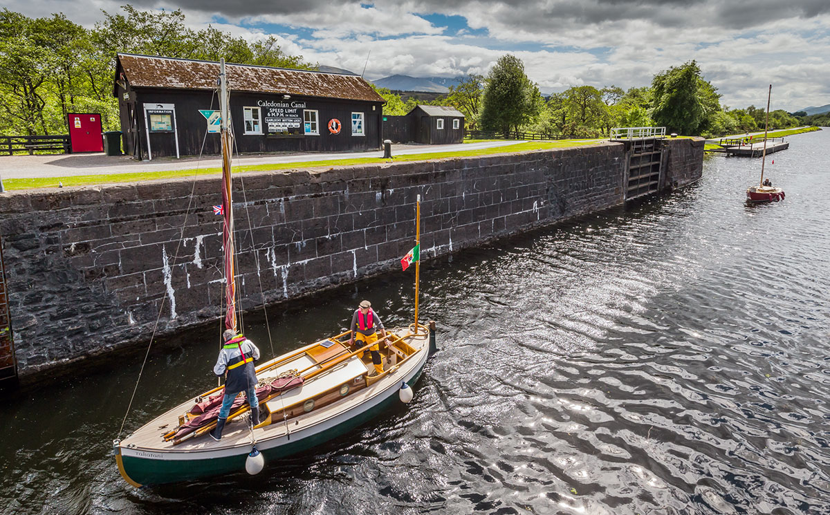 TAKATANI enters Gairlochy’s bottom lock