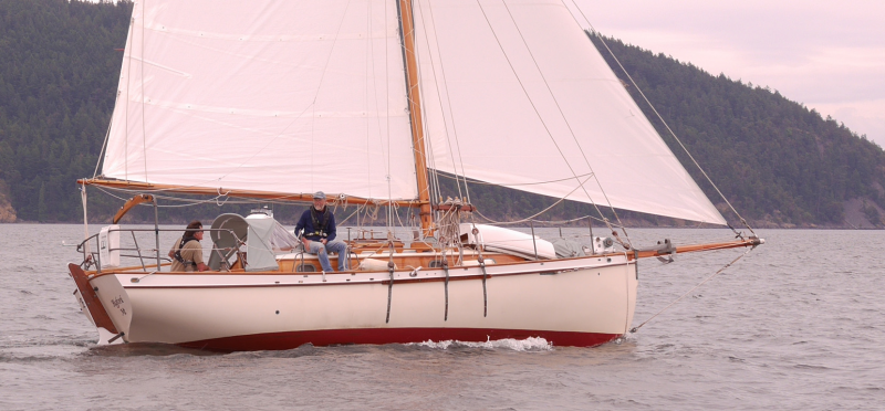 North Sea 29 North Sea 29:' centerboard cruising cutter Beckon sailing the San Juan Islands