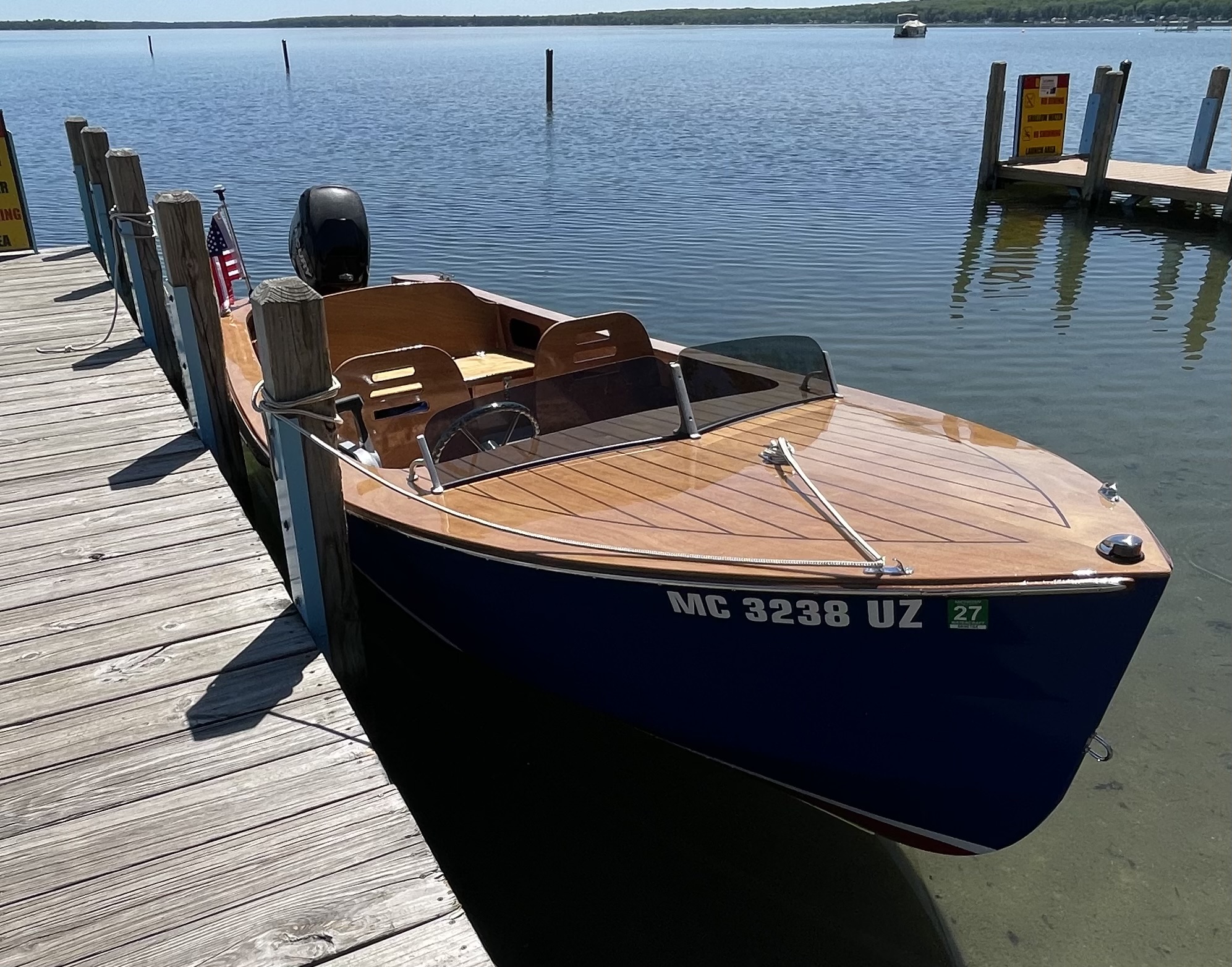View of the bow deck 
