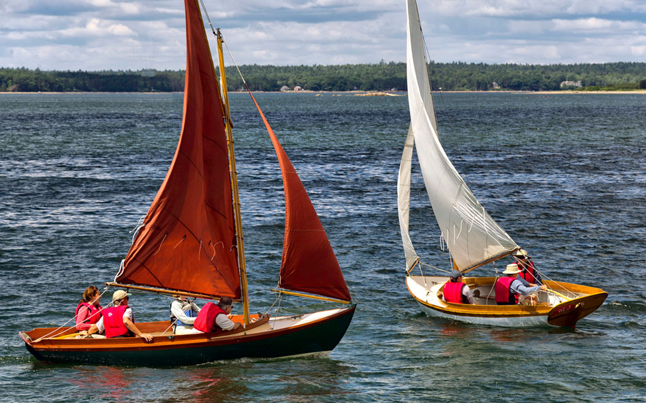 Herreshoff and Haven 12-1/2 sailing.