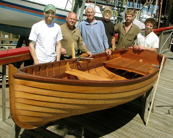 Traditional Lapstrake Boat Building Course WoodenBoat ...