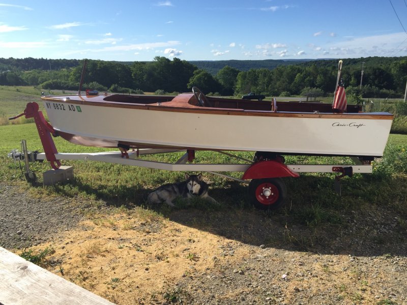 HARRY B., Chris-Craft kit boat. HARRY B., Chris-Craft kit boat.