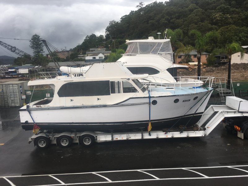 X, 38' Flybridge cruiser built by Wal Shirt. X, 38' Flybridge cruiser built by Wal Shirt.