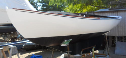 Classic day sailor using aluminum as the construction material