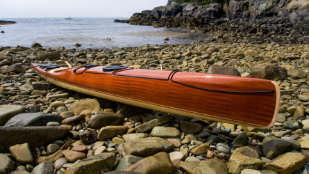 Runner fast sea kayak