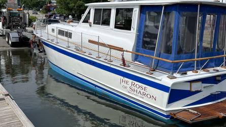 1966 37ft. Chris Craft Roamer "The Rose Of Sharon", stern view