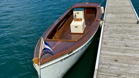 1991 Pulsifer Hampton, docked port side bow view
