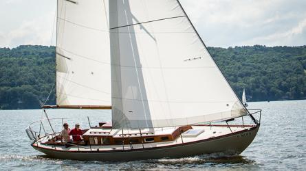 Great Lakes Class sloop 