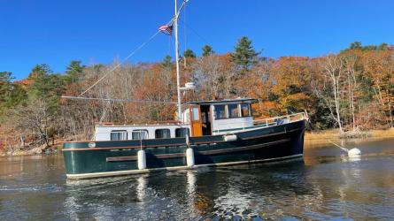 1973 PNW Trawler Live Aboard, in water starboard side view