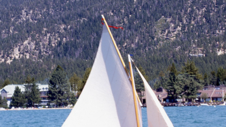 For Sale: 12'-10" Pooduck Skiff, undersail starboard side view
