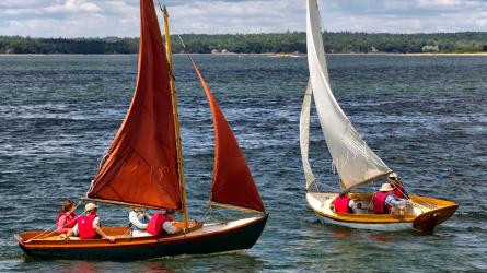 Herreshoff and Haven 12-1/2 sailing.