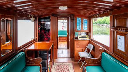 Chief Uncas Mid-ship