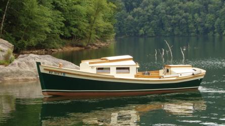 WANDERLAND, a Redwing 18.