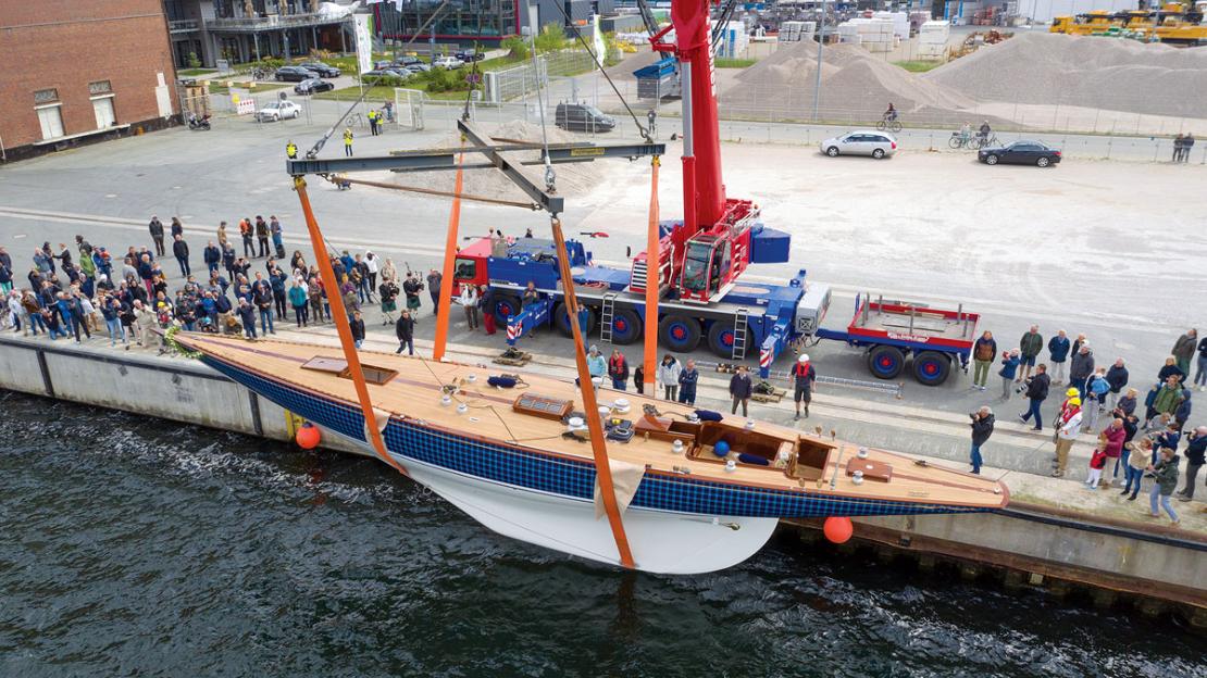 The 12-Meter-class sloop JENETTA