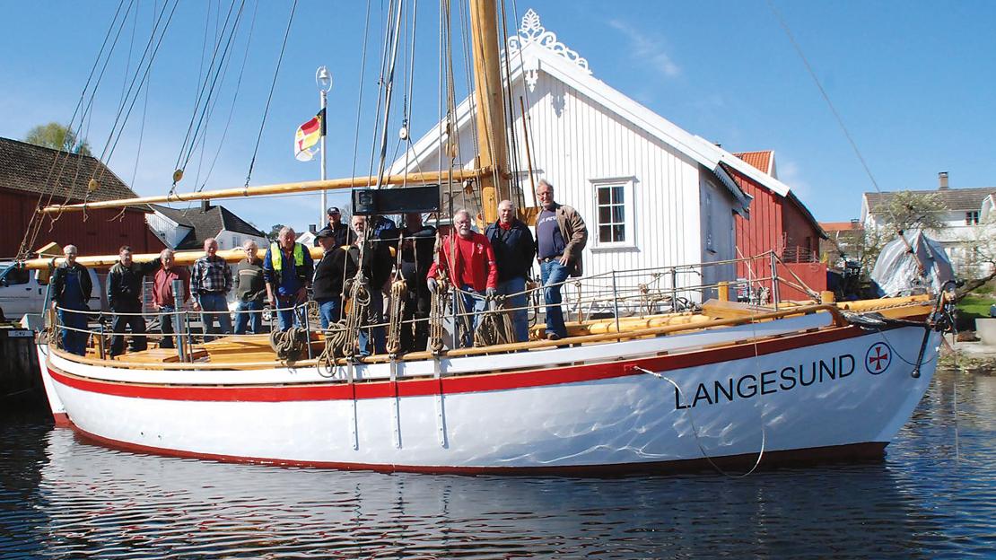 The rescue cutter RS2