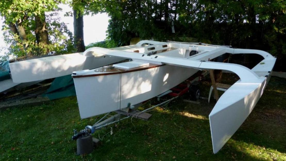 w17 trimaran for sale