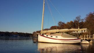 LAZY LUCY, 24' catboat designed by Fenwick C. Williams.