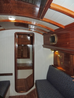 North Sea 29: centerboard cruising cutter Beckon interior 