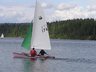 Jack Holt designed catamaran photo 2