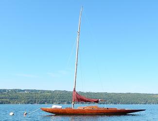 1935 22-Square-Meter Sloop, "Lancea", in water port side view