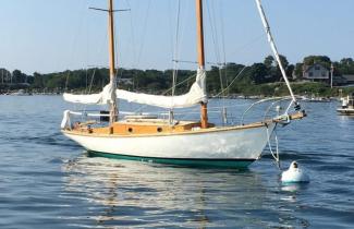 HOLIDAY is an L. Francis Herreshoff H-28. 