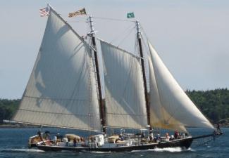Maine cruise schooner J. & E. RIGGIN