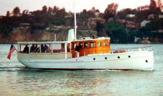 WHITE HERON, 58' Thomas Broadway fantail motoryacht. 