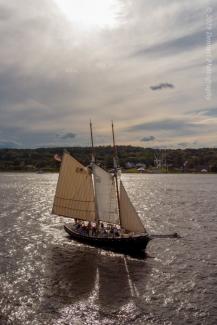 MARY E under sail in the Kennebec River. Photo ©Dennett Photography.