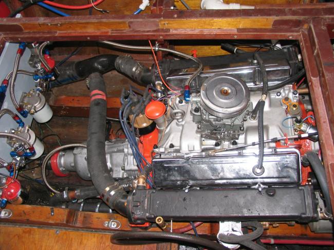 1963 Chris-Craft Futura 33', engine view