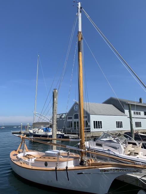 22' Echo, Lee Boatyard 1965, dockside