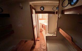 33' English style Gaff Cutter, view inside