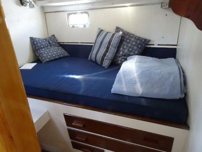 51ft 1956 Vic Franck Built Custom Ben Seaborn Sloop - Sea Fever, inside sleeping quarters