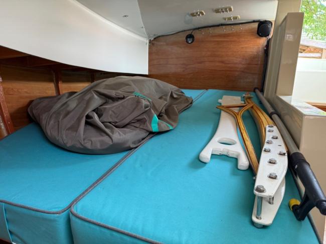 AREY'S XFC 22' CAT, view inside sleeping area