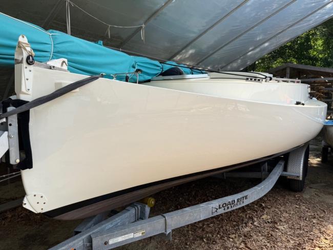 AREY'S XFC 22' CAT, on trailer port side view