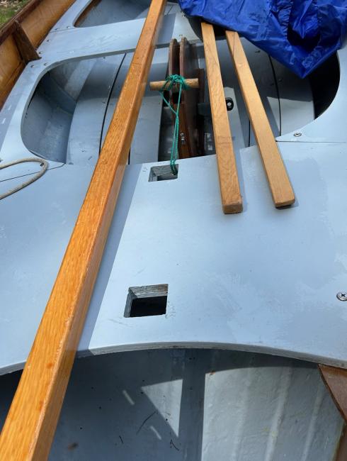 Chesapeake Light Craft Peapod, up close view top